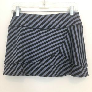 Athleta Fly By Swagger Tiered Skort Gray Black